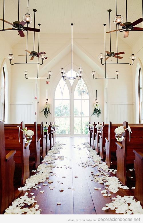Idea para decorar una iglesia para una boda