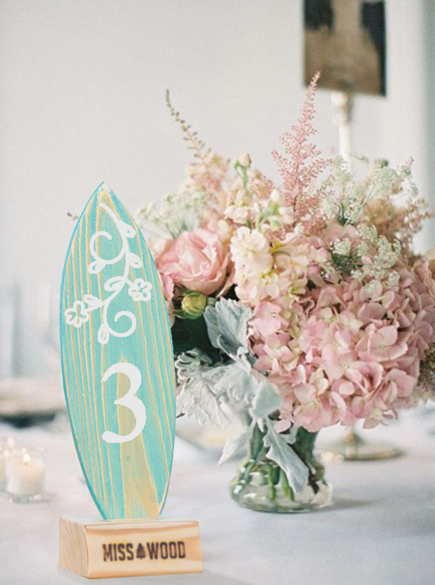 Ideas para decorar un banquete de boda con madera