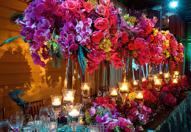 Decoración boda colorida, bosque en la mesa